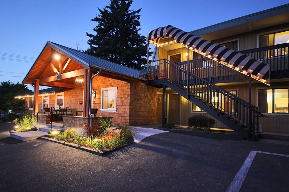 Harbor Inn Freeland Екстериор снимка