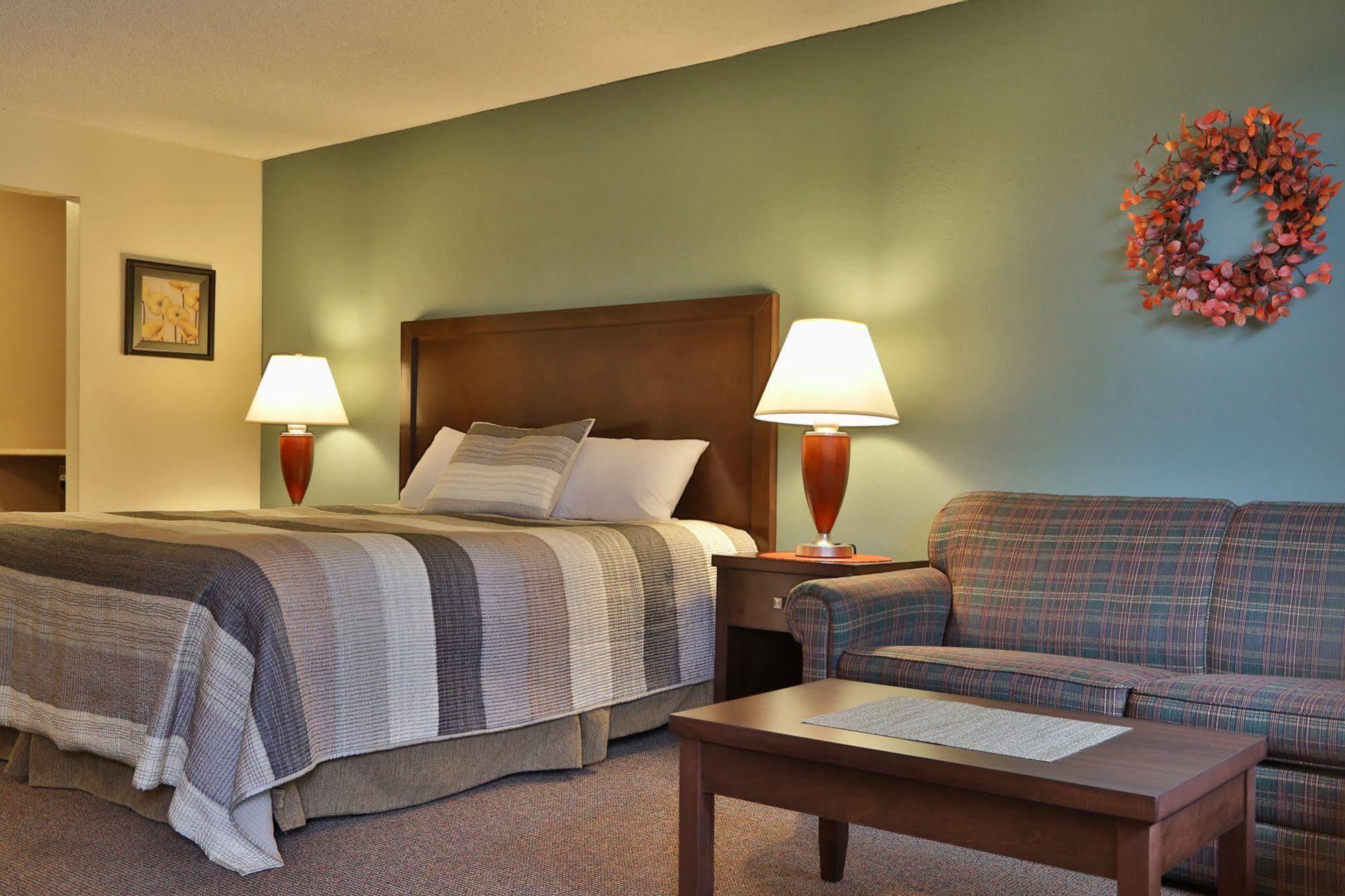 Harbor Inn Freeland Екстериор снимка